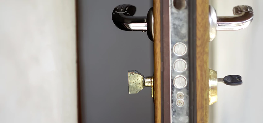 Holiday Emergency Locksmith in Topanga, California