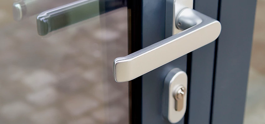 Broken Door Lock Cylinder Repair in Topanga, California