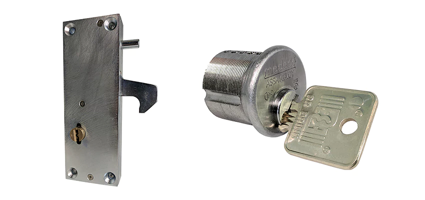 RR Fence Gates Brink Locks Repair in Topanga, California