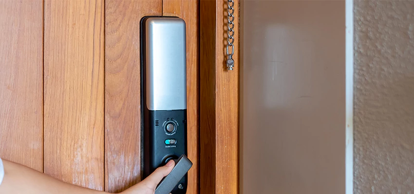 Home Security Electronic Locks Upgrades in Topanga, CA